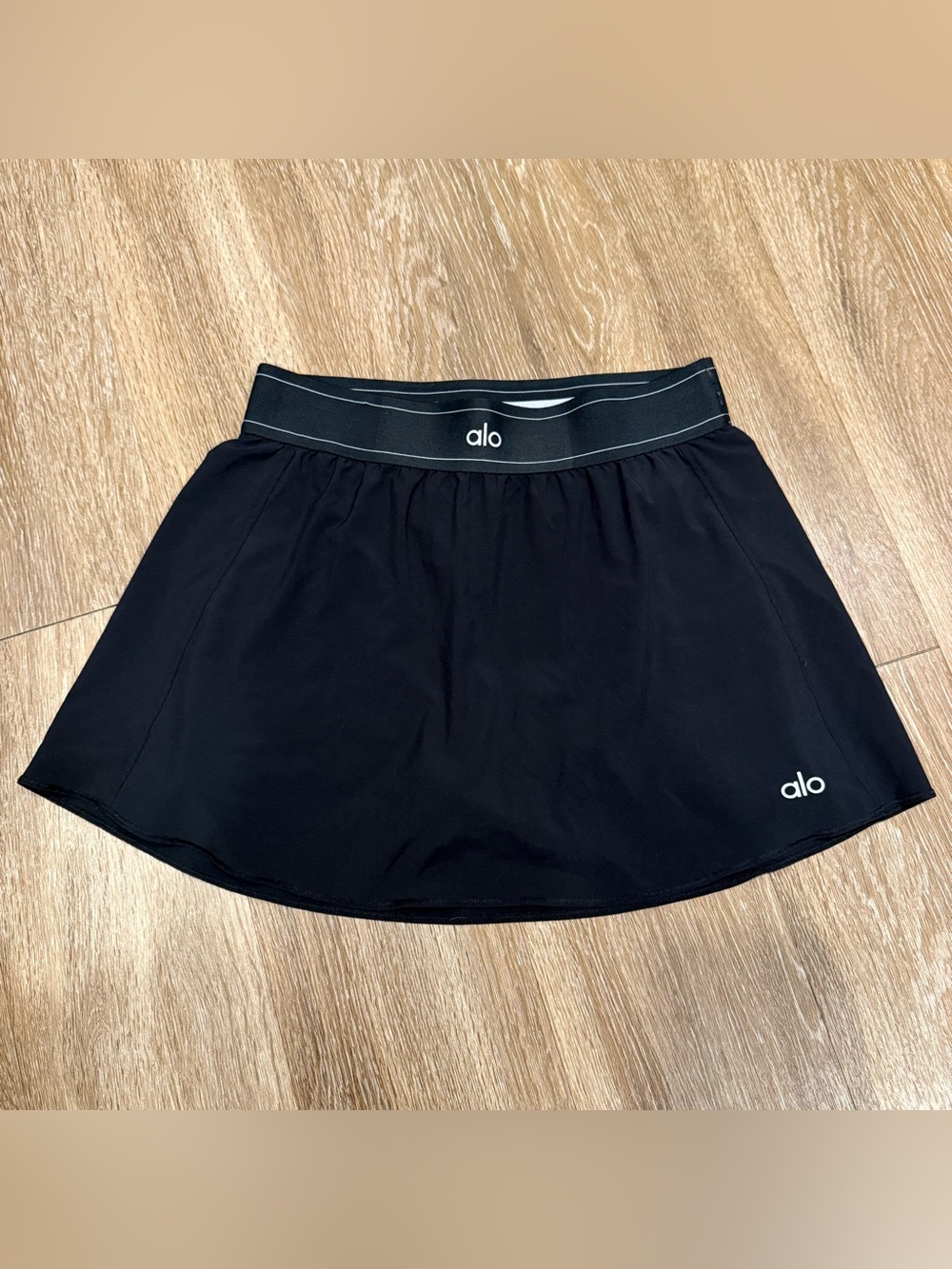 Alo Skirt